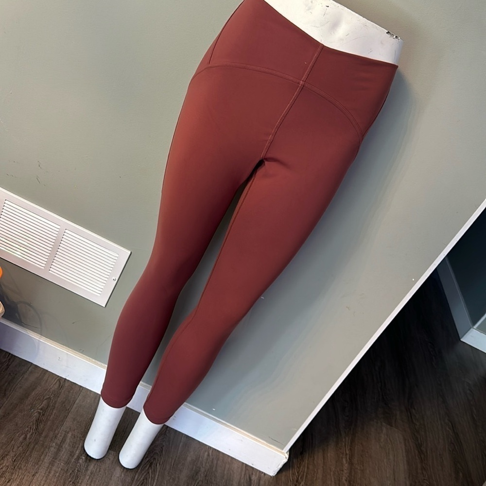 Lululemon size 10 HR leggings